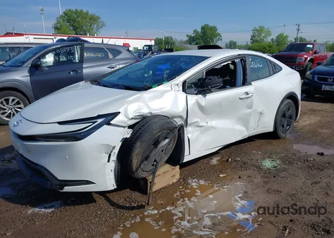 2023 Toyota Prius Le из США, поврежденный, VIN JTDACAAU7P3009676